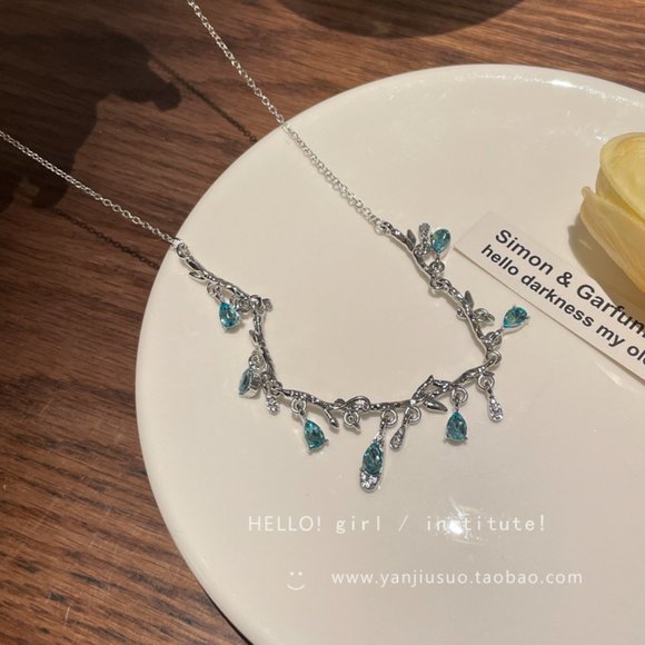 Spliced water drop zircon necklace - Picture 4 of 15